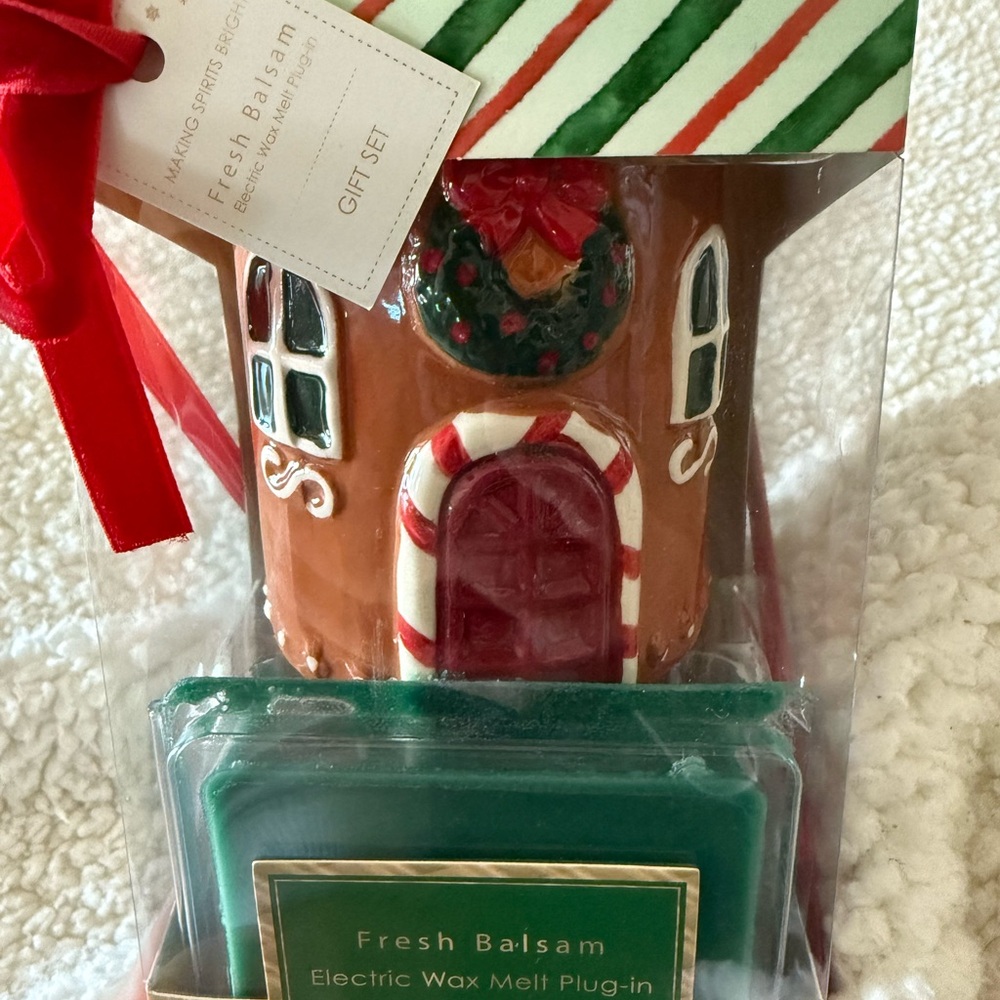 Holiday Decor Electric Wax Melt Plug-In